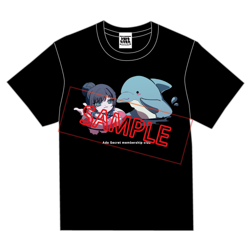 Adoのドキドキ秘密基地」公式Tシャツ 夏休みイルカと共に ver. 黒