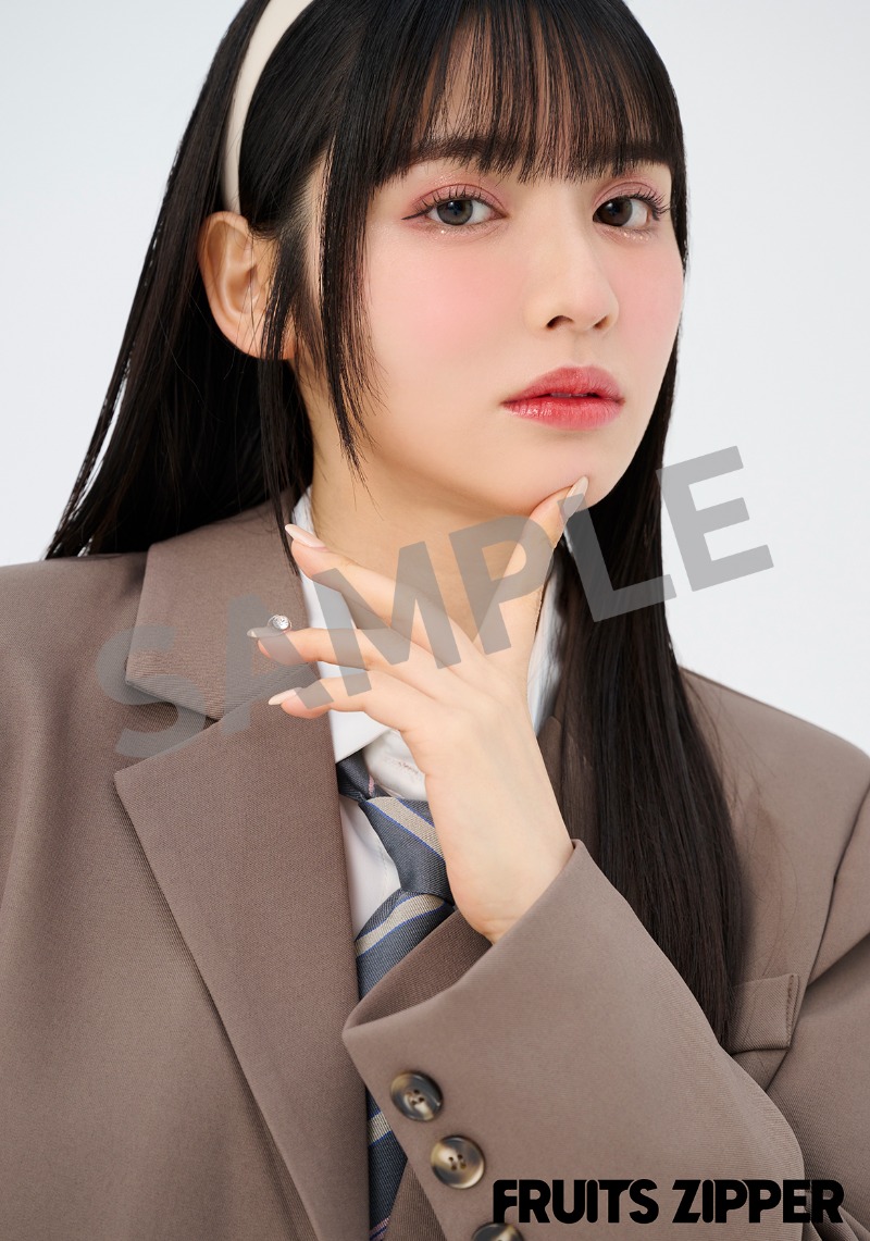 FRUITS ZIPPER 生写真5枚セット -制服 2024 edition-【ASOBIMALL