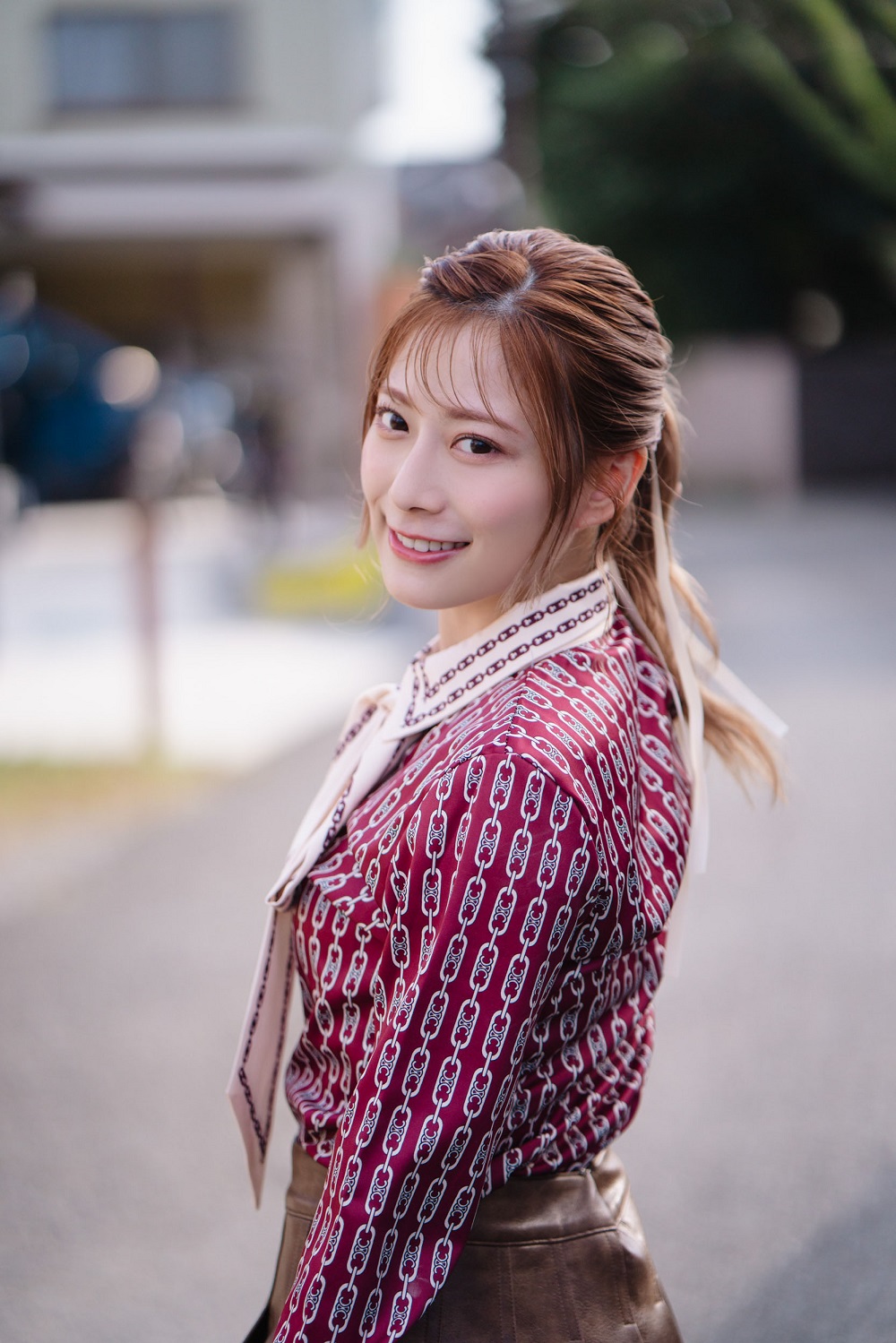 め*い様 日向坂46 東村芽依　直筆サイン　ポスター　ラインミュージック め*い様 日向坂46 東村芽依 直筆サイン ポスター ライン