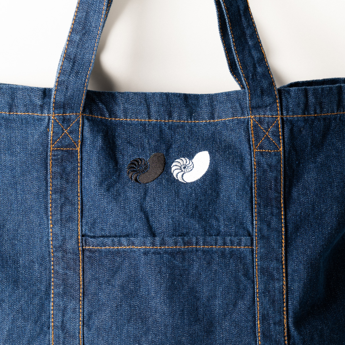 太古のカロ貝刺繍トート【MASEKI OFFICIAL GOODS SHOP】