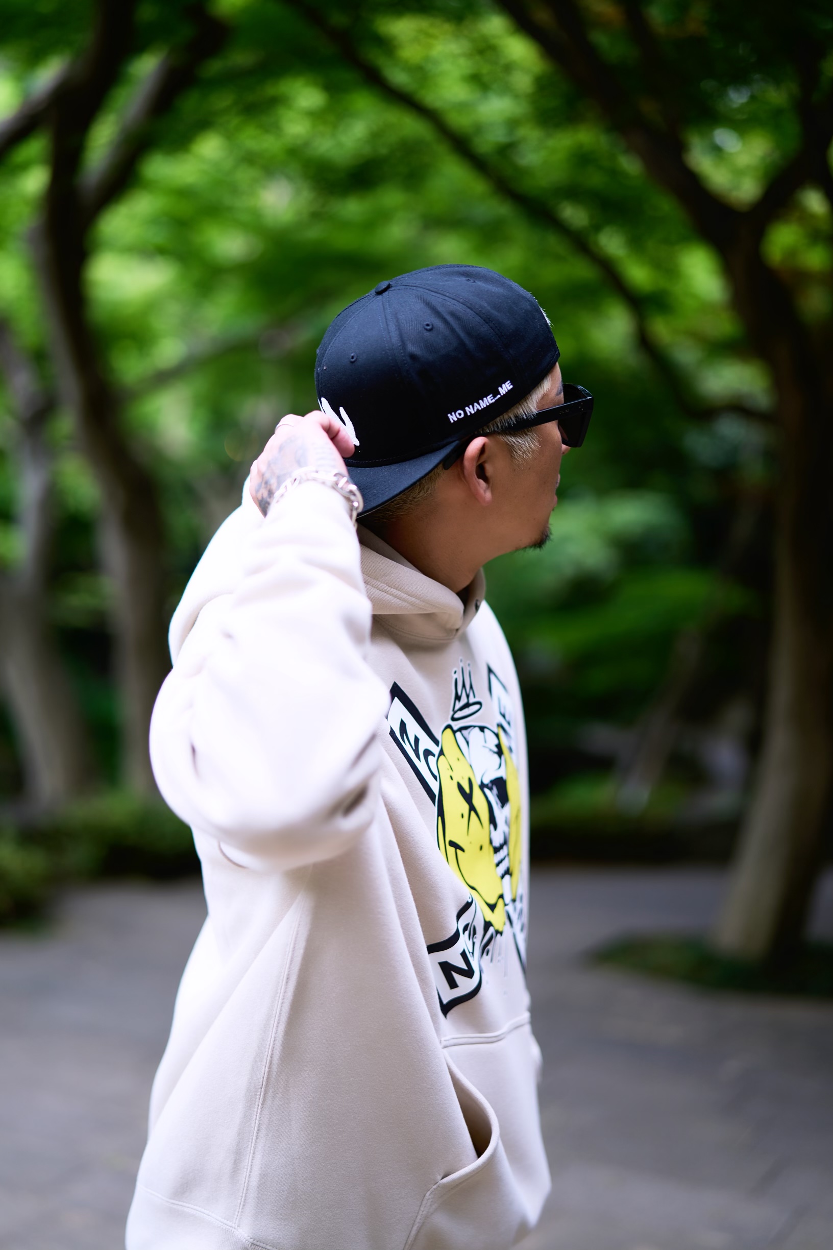 さらに100円引き◆LMC◆BLUR SERIF HOODIE Los Angeles graphic hoodie - PULL&BEAR
