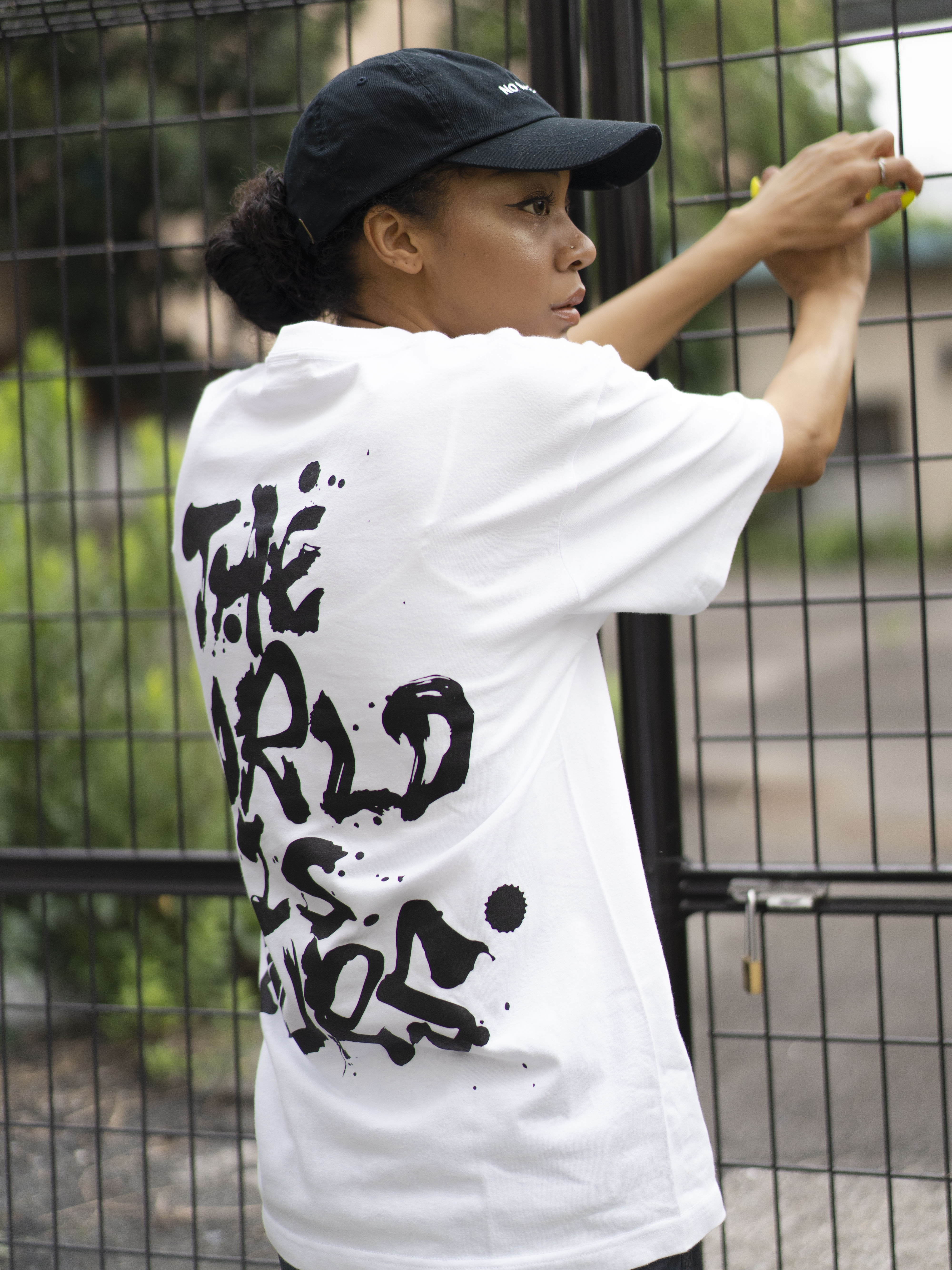 T-shirt THE WORLD IS YOURS（WHITE）【NO NAME_ME Official Online Shop】