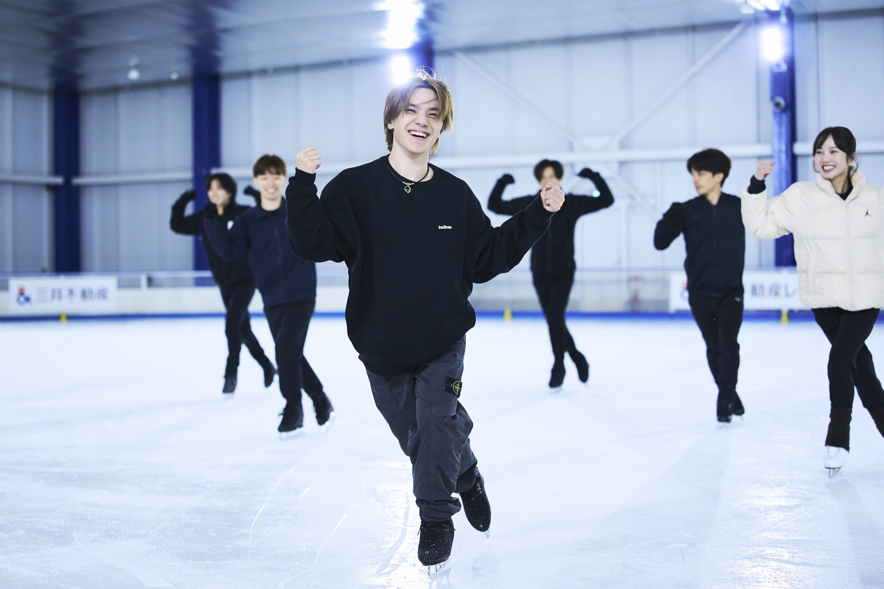 Shoma Uno「Ice Brave」公式オンラインショップ』トレーナー【SHOMA