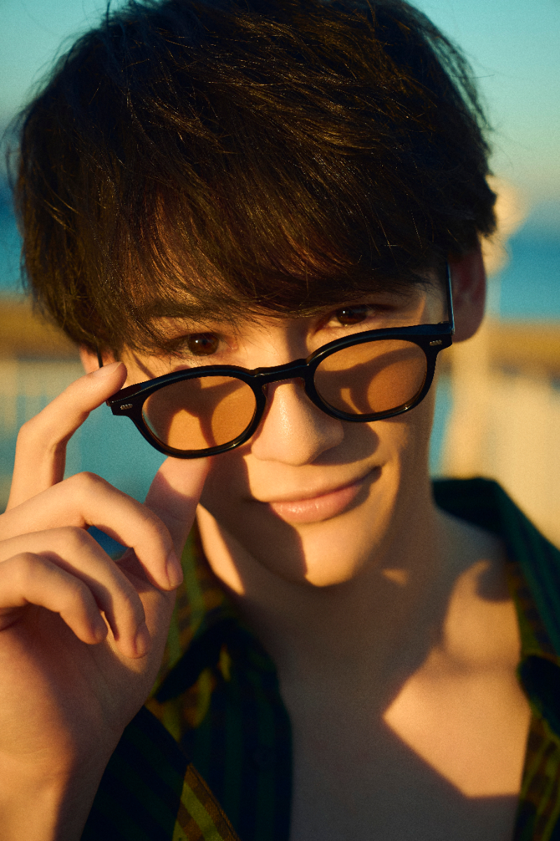 uppoompat 1st photobook 写真集 サイン入り 51Y0iPJjkVL._UF350,350_QL80_.jpg